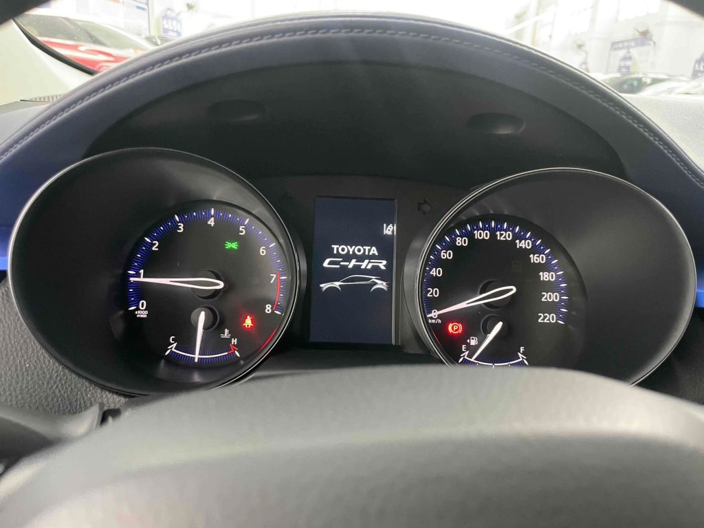 Toyota C-HR , 2022 год выпуска, 2,0 л, комфортная версия. - Huishida Trading