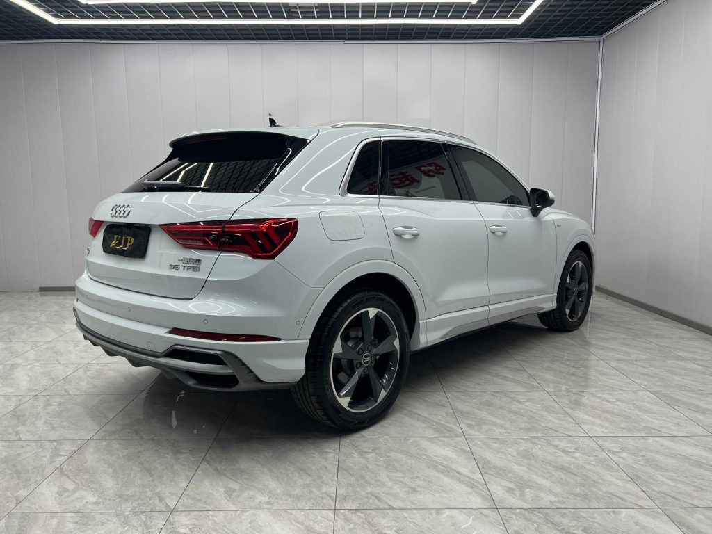 Audi Q3 2022 модельного года 35 TFSI Стильный и динамичный - Huishida Trading