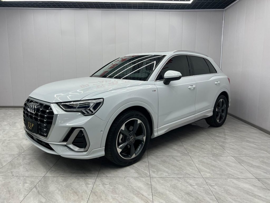 Audi Q3 2022 модельного года 35 TFSI Стильный и динамичный - Huishida Trading