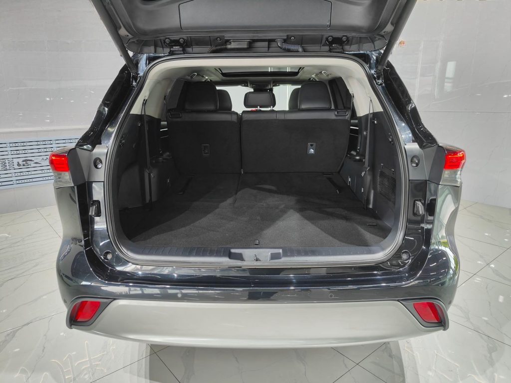 Toyota Highlander 2022 модельного года, гибридный двигатель 2,5 л, полный привод, версия «Престиж», 7 мест - Huishida Trading