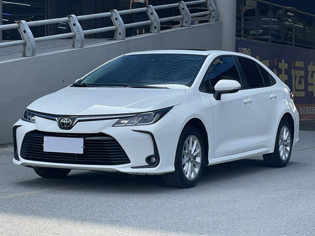Toyota Corolla 2021 модельного года 1.2T S-CVT Elite PLUS версия - Huishida Trading