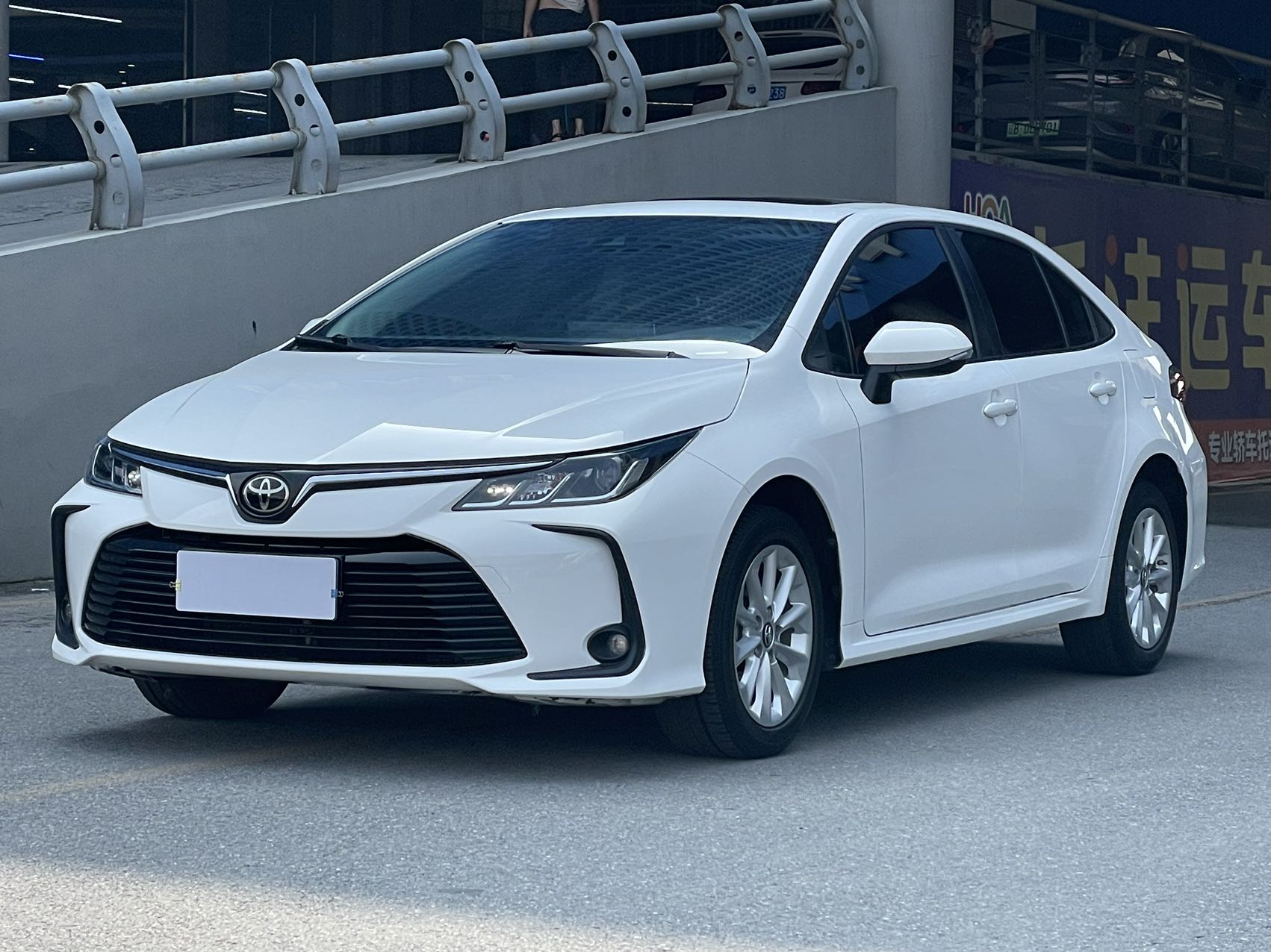 Toyota Corolla 2021 модельного года 1.2T S-CVT Elite PLUS версия