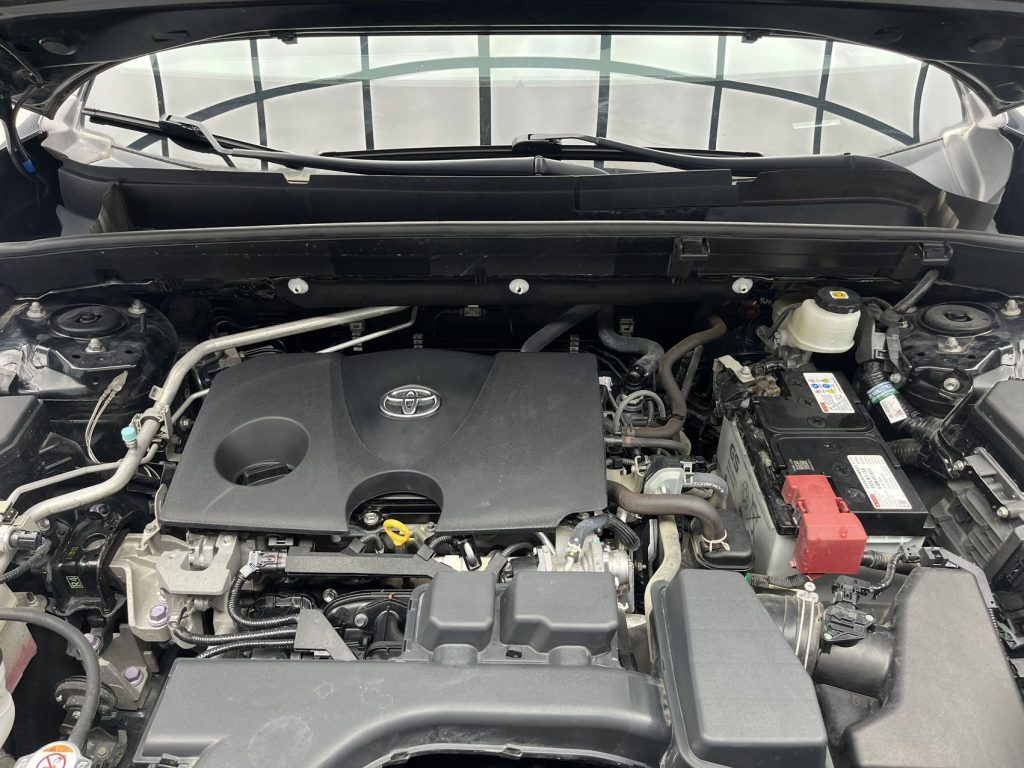 Toyota HARRIER 2022 модельного года, 2,0 л, CVT, передний привод, версия «Премиум» - Huishida Trading