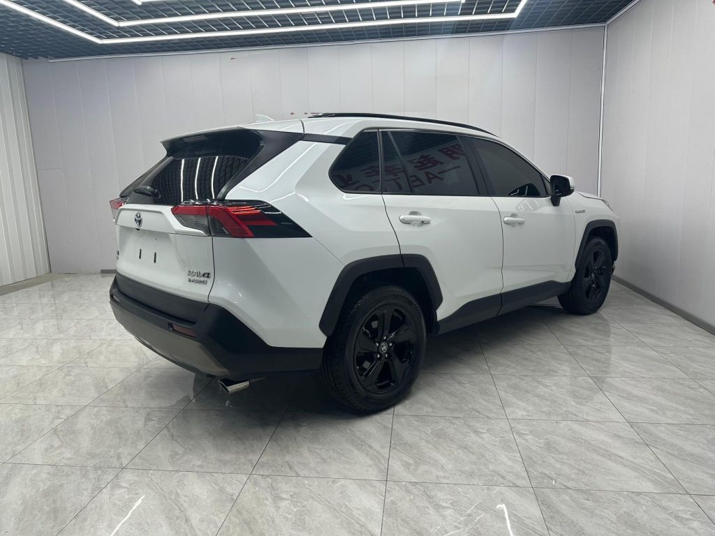 Toyota RAV4 2021 модельного года Двойной двигатель 2,5 л E-CVT полный привод Elite PLUS версия - Huishida Trading