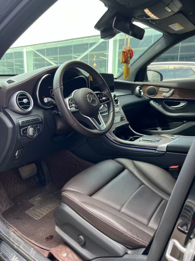 Mercedes-Benz GLC 300 2022 модельного года GLC 300 L 4MATIC Dynamic Edition - Huishida Trading