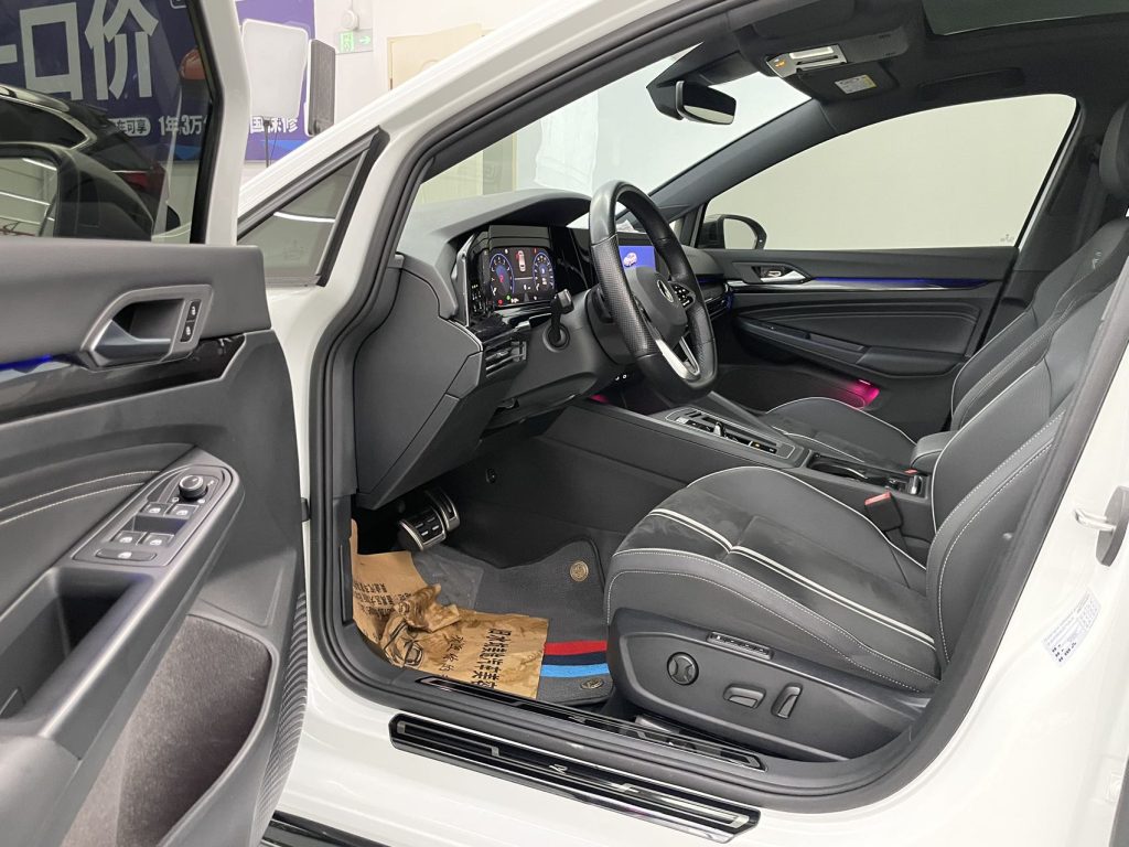 Volkswagen Golf 2021 модельного года 280TSI DSG R-Line - Huishida Trading