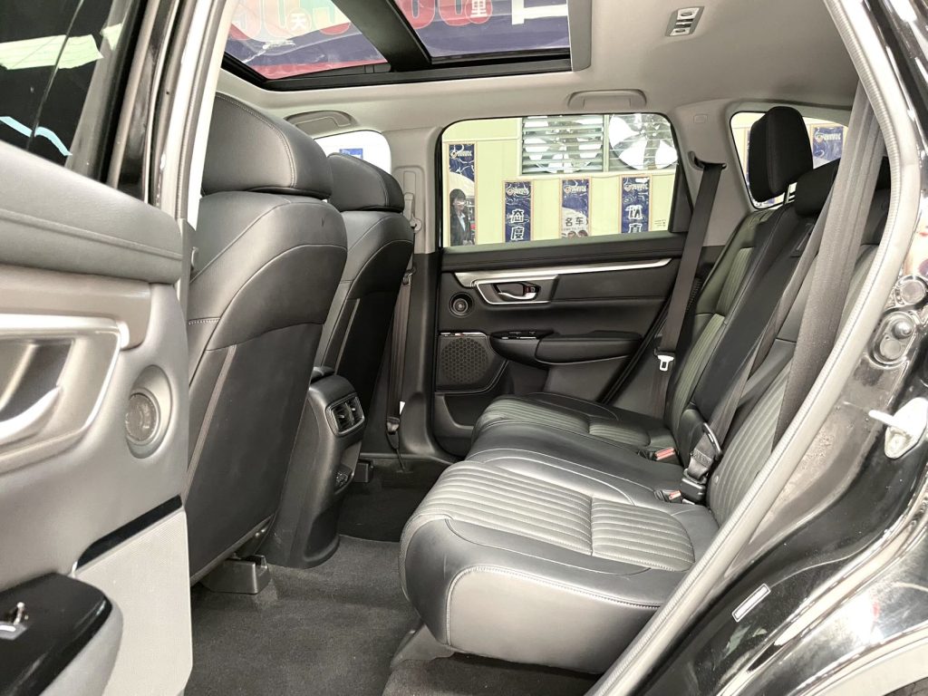 Honda BREEZE 2021 модельного года, гибридная версия 2.0L с передним приводом, версия Sharp Premium. - Huishida Trading