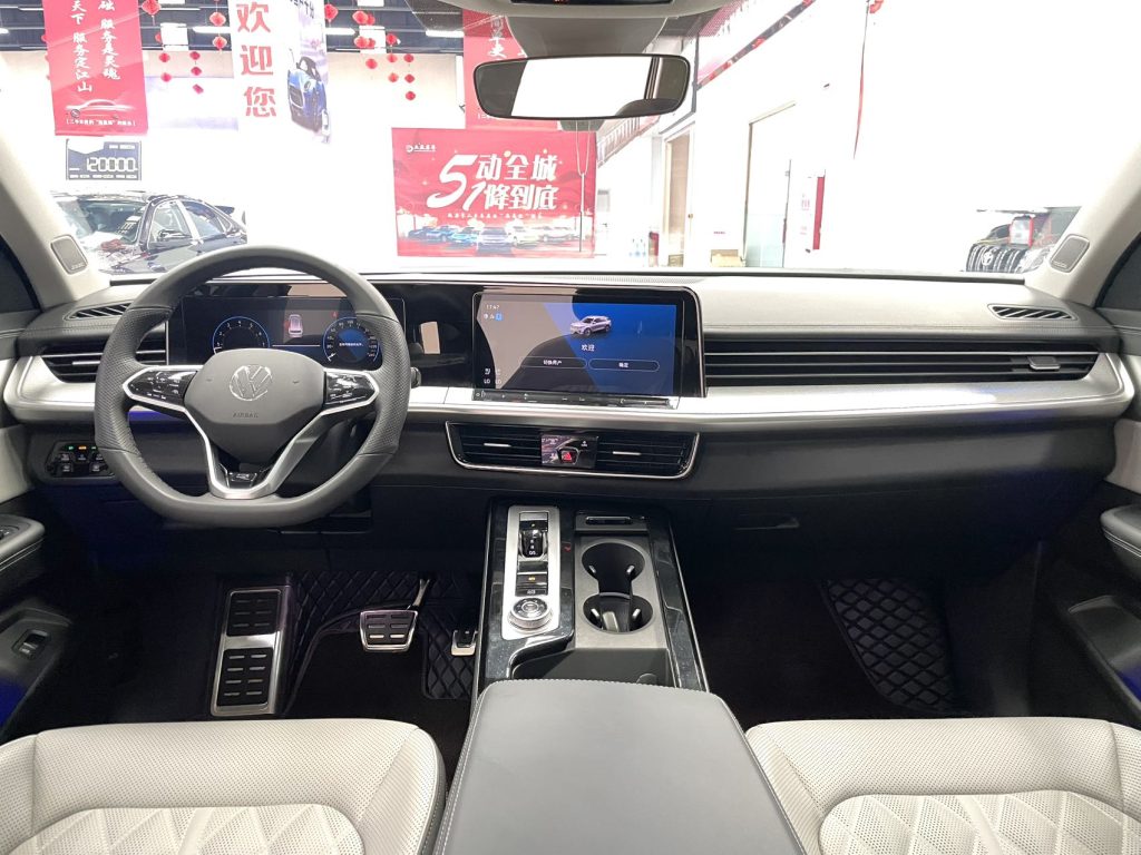 Volkswagen Tavendor 2023 модельного года 380TSI с полным приводом R-Line, первая версия - Huishida Trading