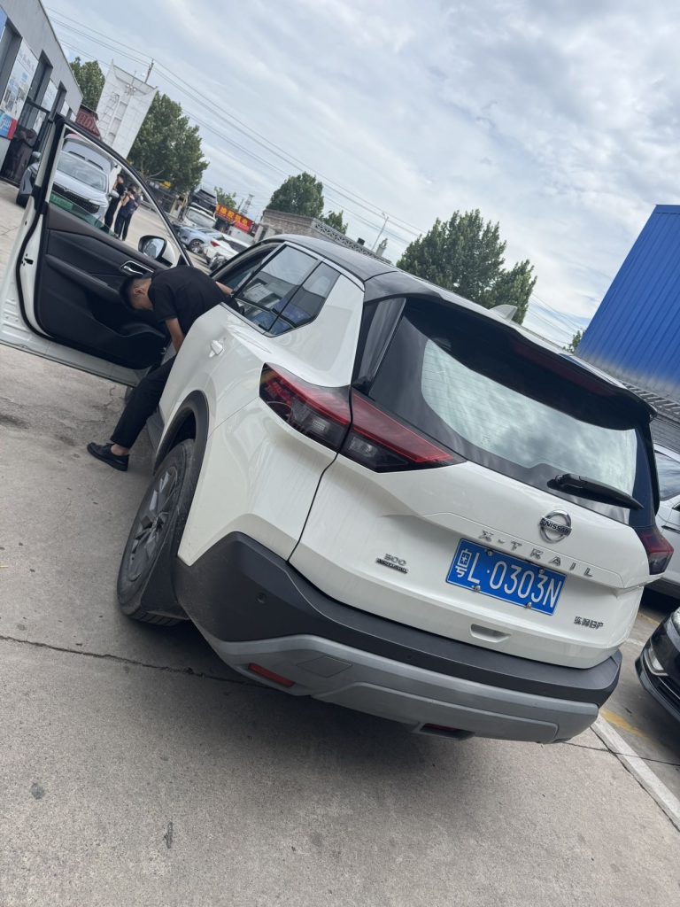 Nissan X-Trail 2021 VC-Turbo 300 CVT 2WD Luxury Edition - Huishida Trading