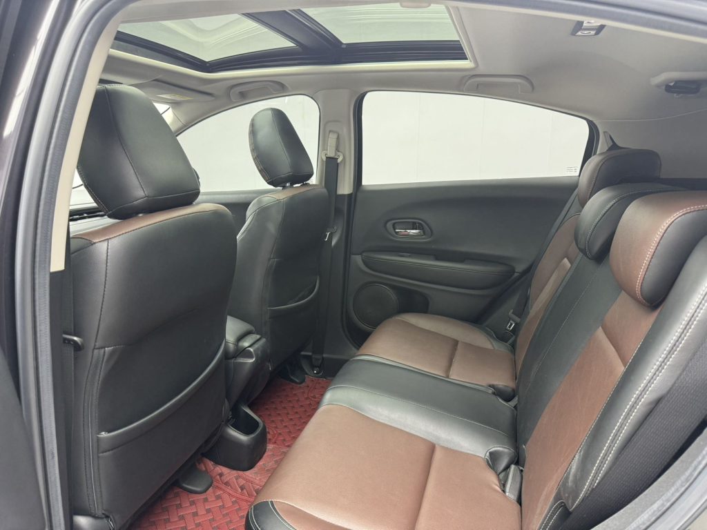 Honda VEZEL 2020 1,5 л CVT Elite Edition - Huishida Trading