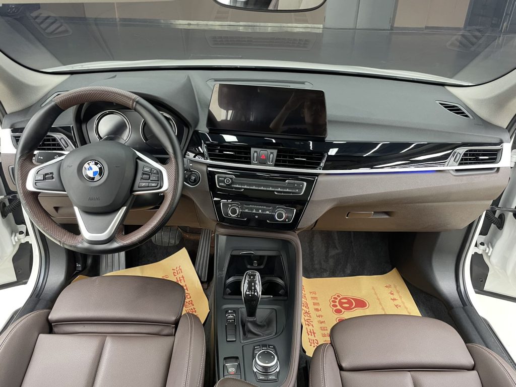 BMW X1 2022 Модель sDrive20Li Fashion Edition - Huishida Trading