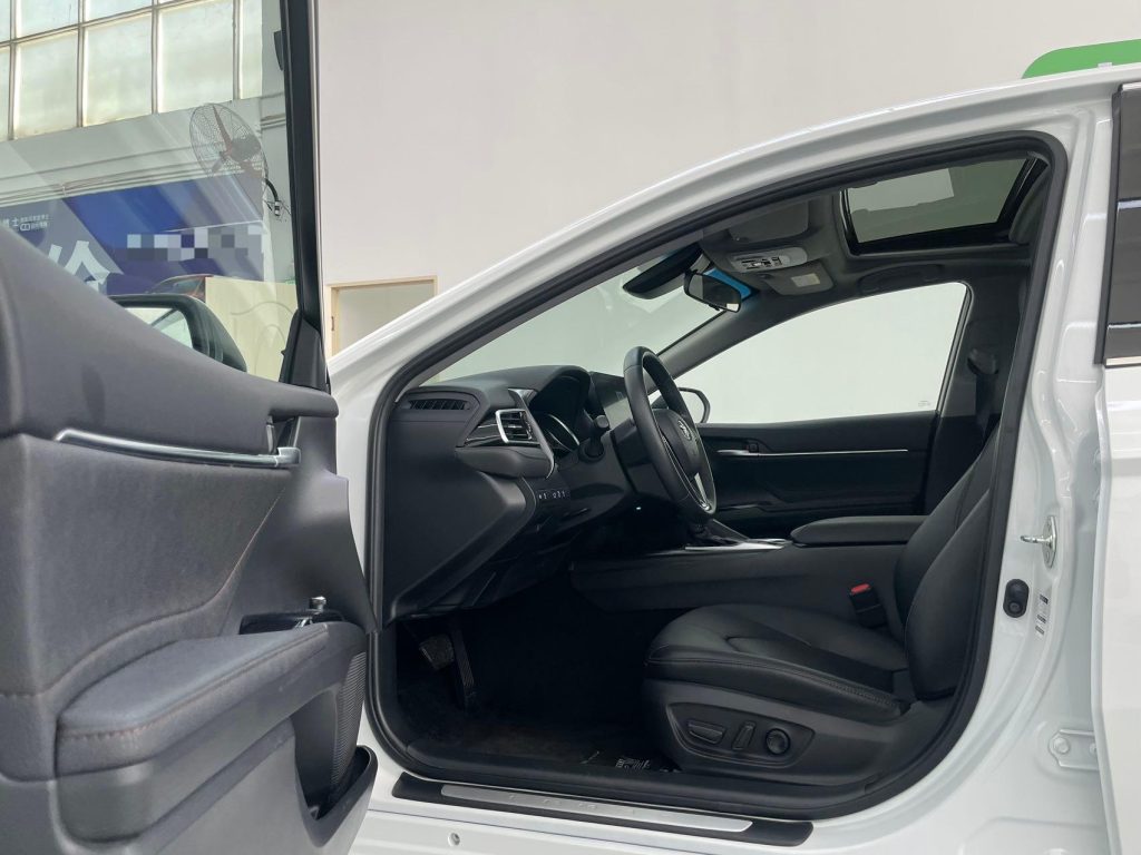 Toyota Camry 2021 Model 2.0G Luxury Edition - Huishida Trading