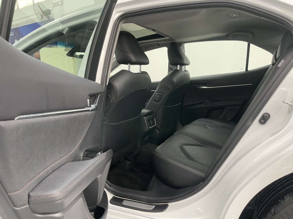 Toyota Camry 2021 Model 2.0G Luxury Edition - Huishida Trading