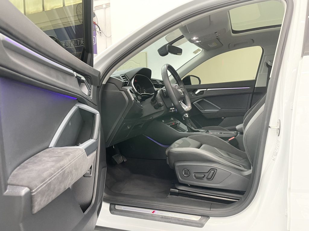 Audi Q3 Sportback 2022 Model 40 TFSI Fashion Edition - Huishida Trading