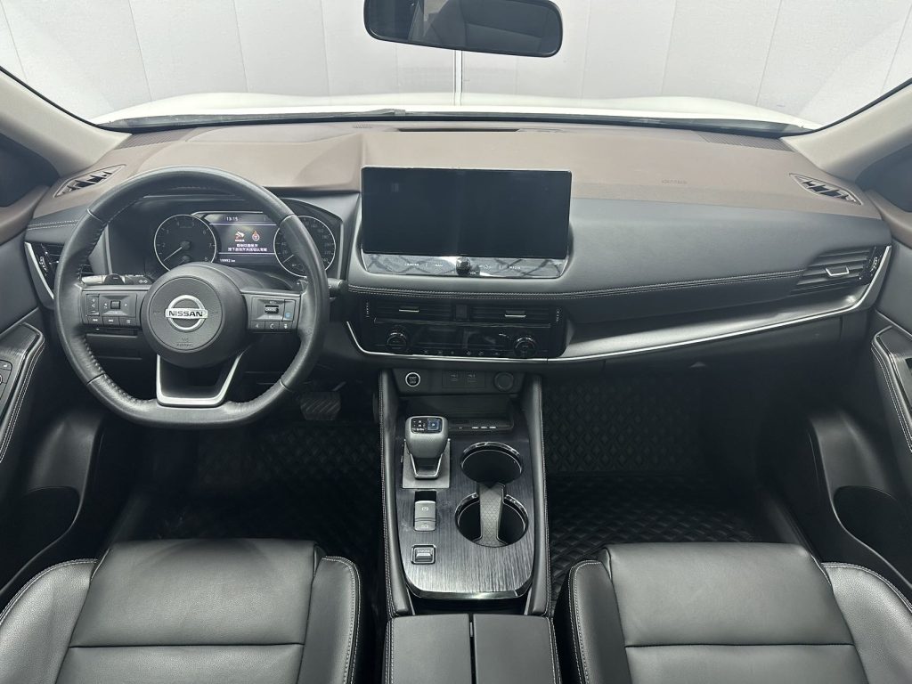 Nissan X-Trail 2021 Модель VC-Turbo 300 CVT 2WD Luxury Edition - Huishida Trading
