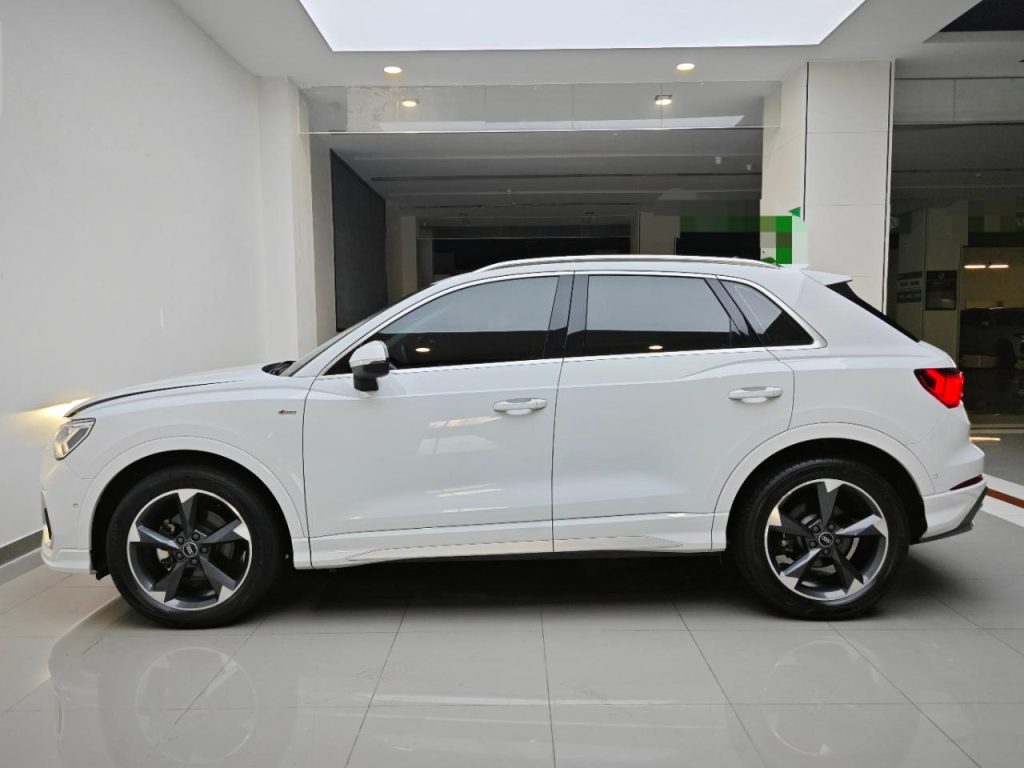 Audi Q3 2022 Model 35 TFSI Sporty Edition - Huishida Trading