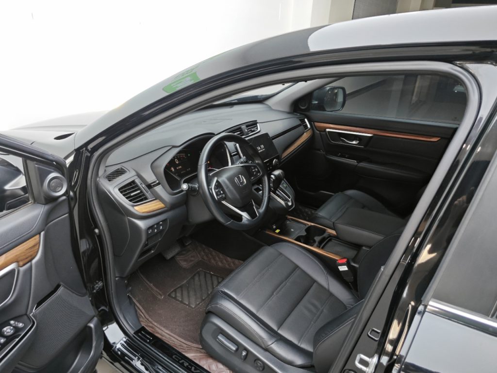 Honda CR-V 2021 Model 240TURBO CVT 2WD Fashion Edition - Huishida Trading
