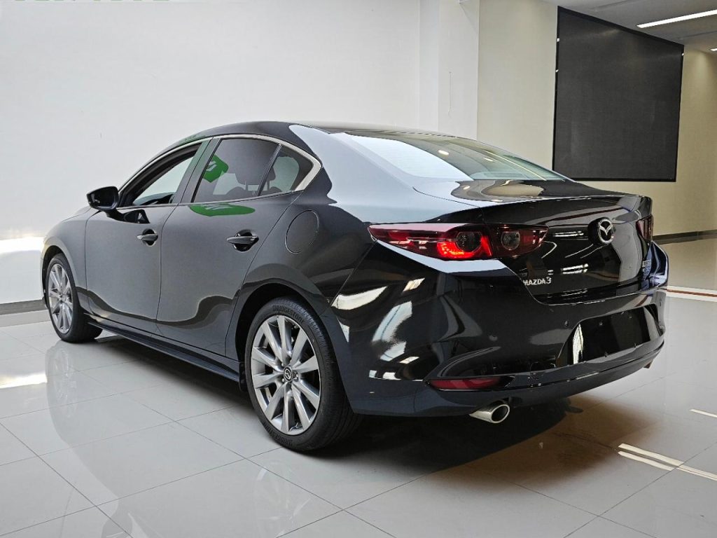 Mazda 3 Axela 2021 Модель 2.0L Автоматическая коробка передач Quality Edition - Huishida Trading