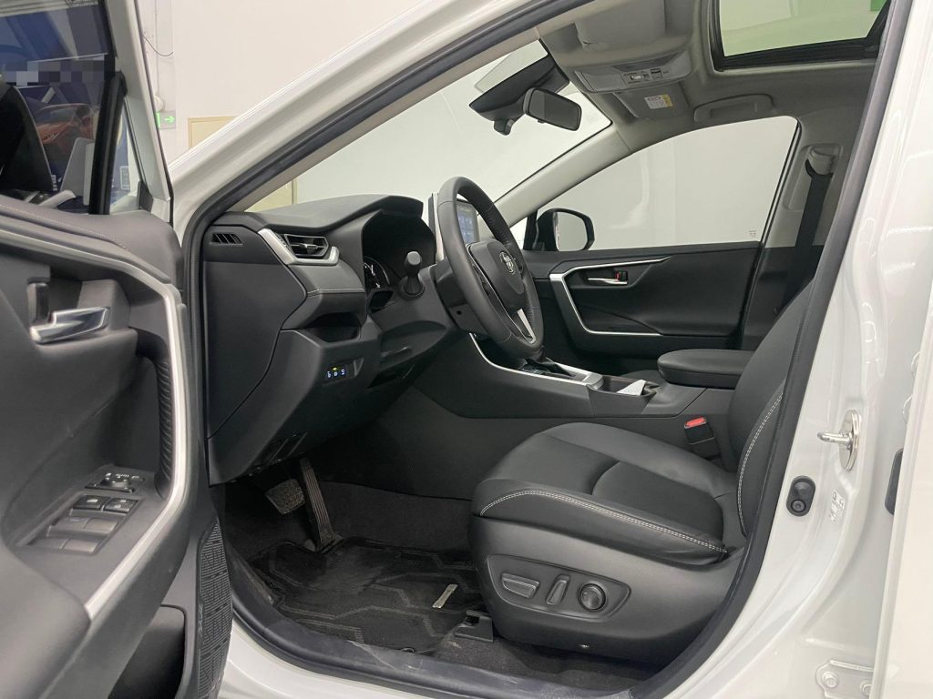 2022 Toyota RAV4 Fashion Plus - Huishida Trading