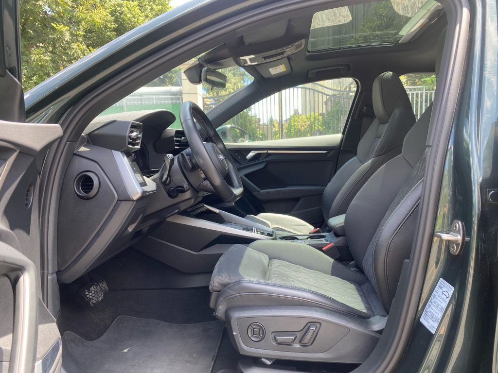 Audi A3 2021 Sportback 35 TFSI Sporty Style - Huishida Trading