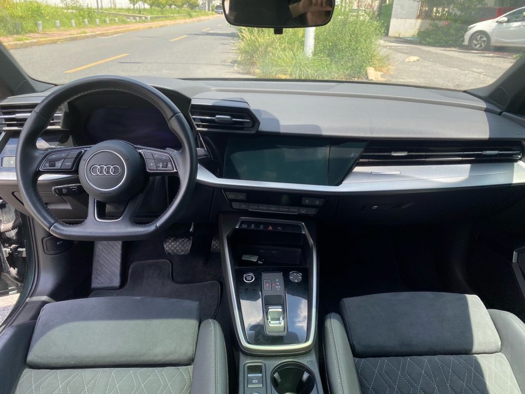 Audi A3 2021 Sportback 35 TFSI Sporty Style - Huishida Trading