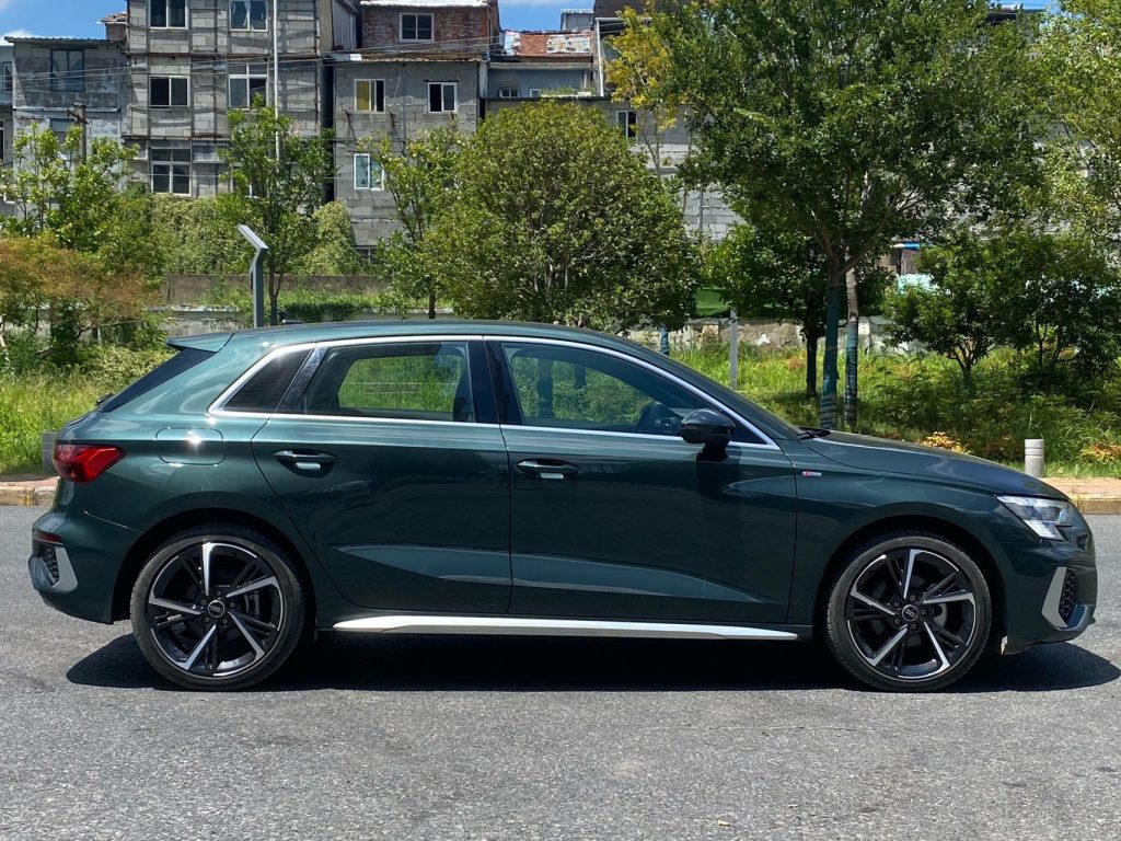 Audi A3 2021 Sportback 35 TFSI Sporty Style - Huishida Trading