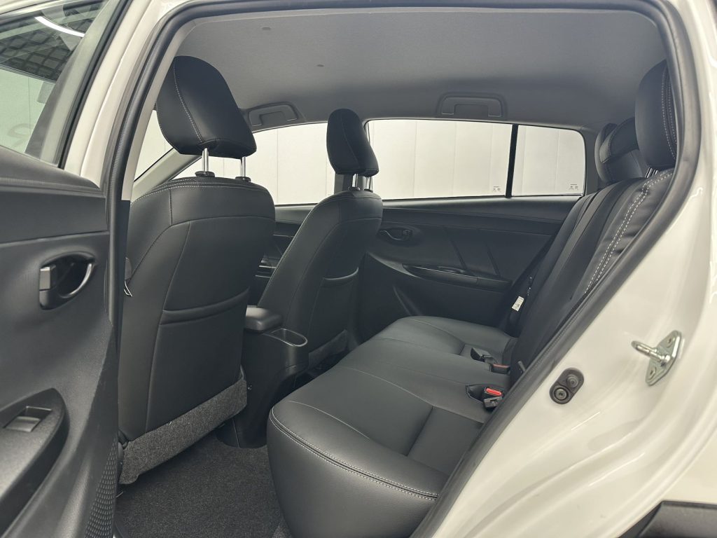 Toyota YARiS L 2022 Модель Yaris X 1.5L CVT Luxury PLUS Edition - Huishida Trading