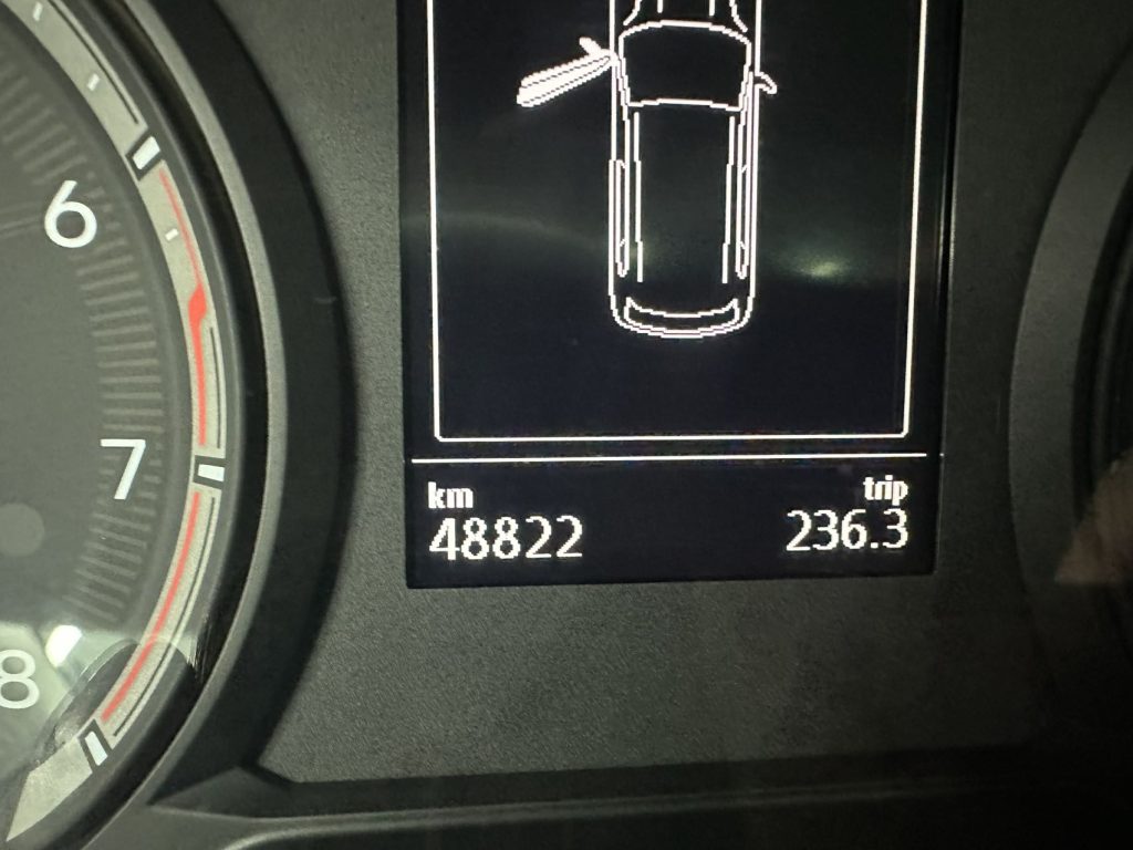 Volkswagen Tharu 2021 280TSI Two-Wheel Drive Luxury Edition PLUS - Huishida Trading