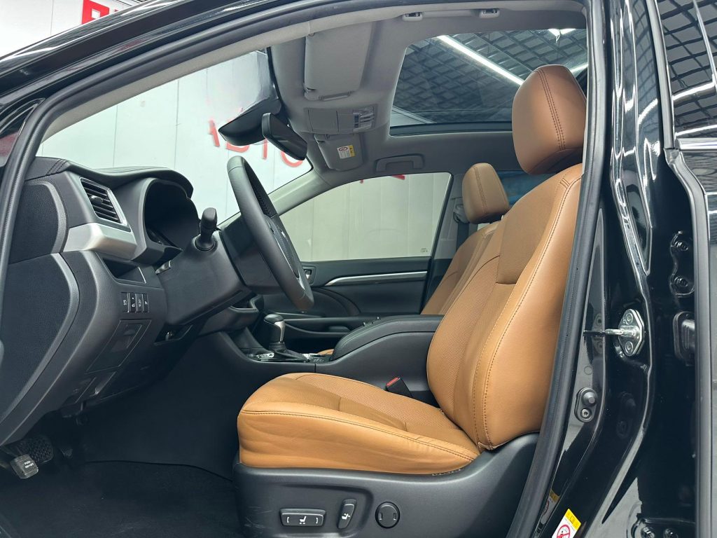 Toyota Highlander 2021 2.0T 4WD Knight Edition 7-местный - Huishida Trading