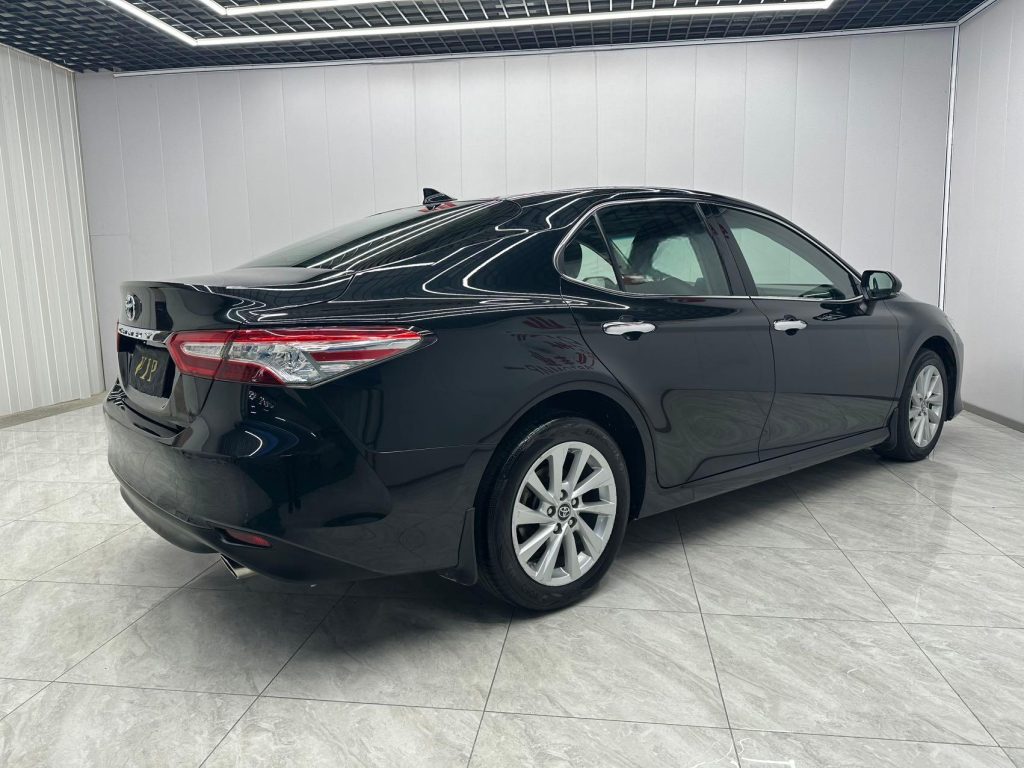 Toyota Camry 2021 года 2.0G Luxury Edition - Huishida Trading
