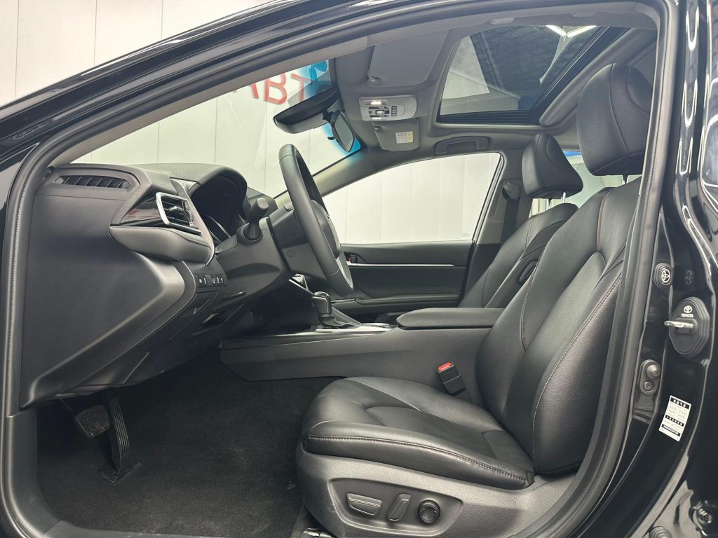 Toyota Camry 2021 года 2.0G Luxury Edition - Huishida Trading