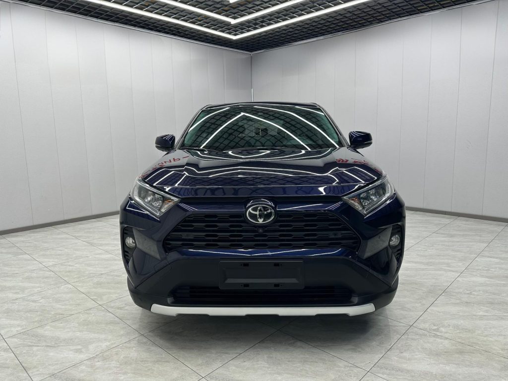 Toyota RAV4 2022 Модель 2.0L CVT с двухколесным приводом Style PLUS Edition - Huishida Trading
