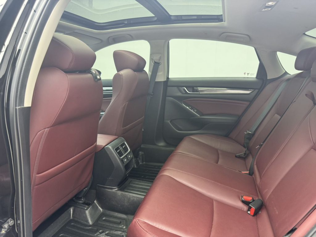 Honda Accord 2022 Модель 260TURBO Phantom Night · Prestige Edition - Huishida Trading