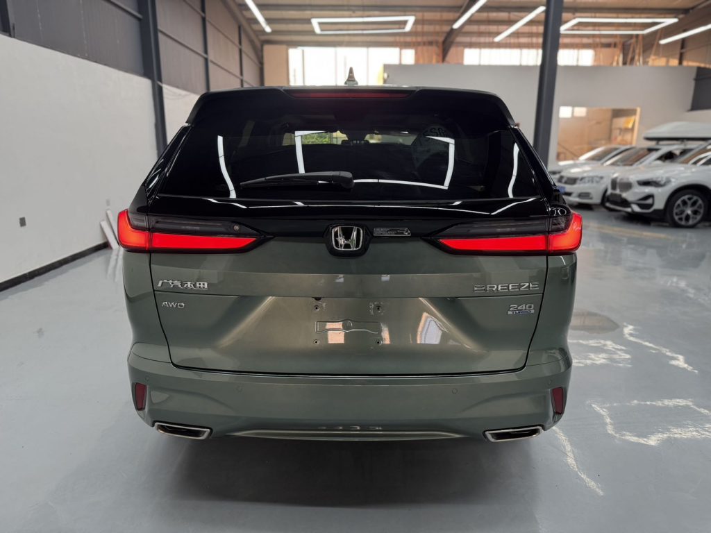 HONDA BREEZE 2023 Модель 240TURBO с полным приводом Premium Edition, 5-местный - Huishida Trading