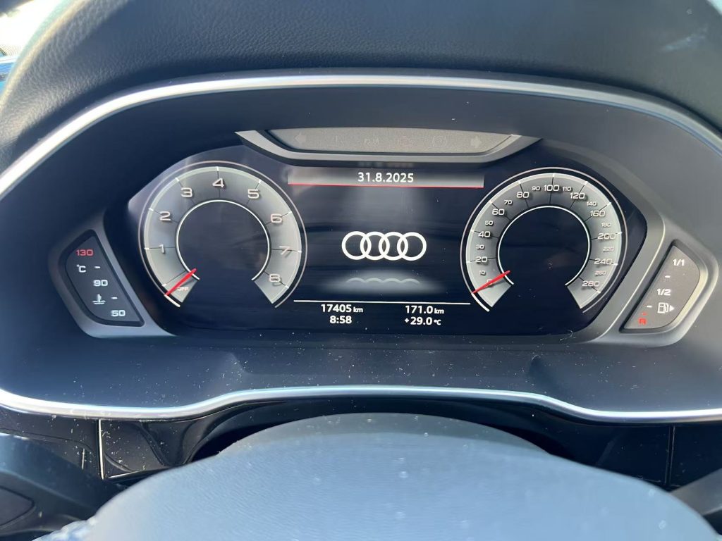 Audi Q3 2022 40 TFSI Sportline - Huishida Trading