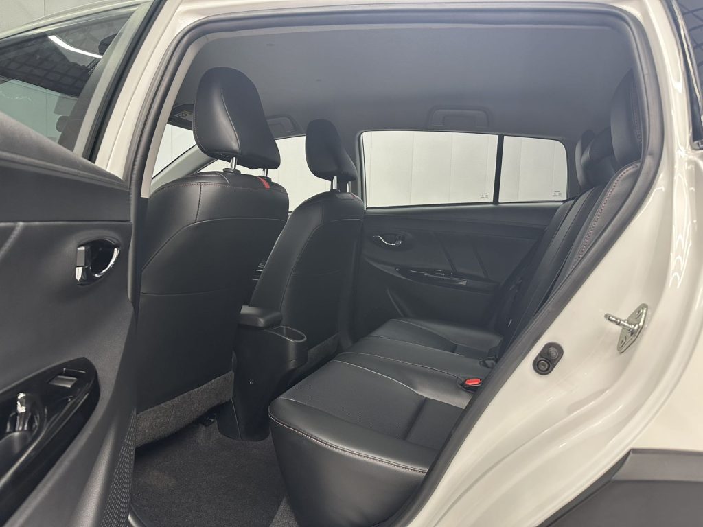 Toyota YARiS L Yaris 2020 Yaris X 1.5L CVT Luxury Edition - Huishida Trading