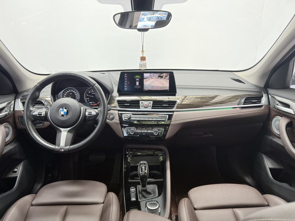 BMW X1 2021 xDrive25Li Luxury Edition - Huishida Trading