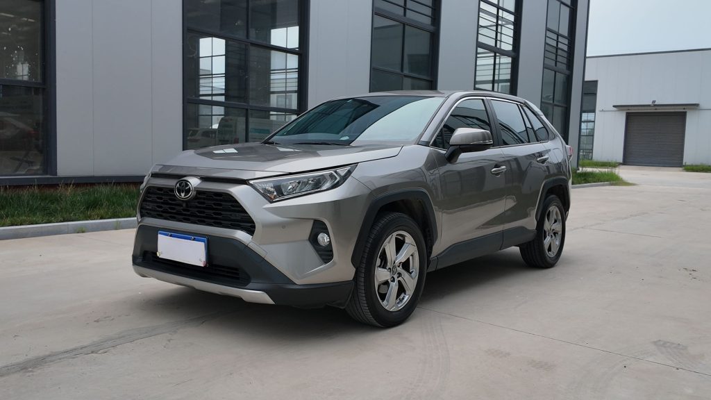 TOYOTA RAV4 2,0 л CVT Передний привод Style PLUS Edition - Huishida Trading