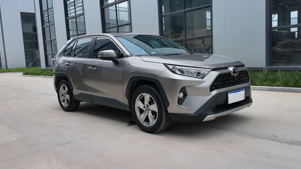 TOYOTA RAV4 2,0 л CVT Передний привод Style PLUS Edition - Huishida Trading