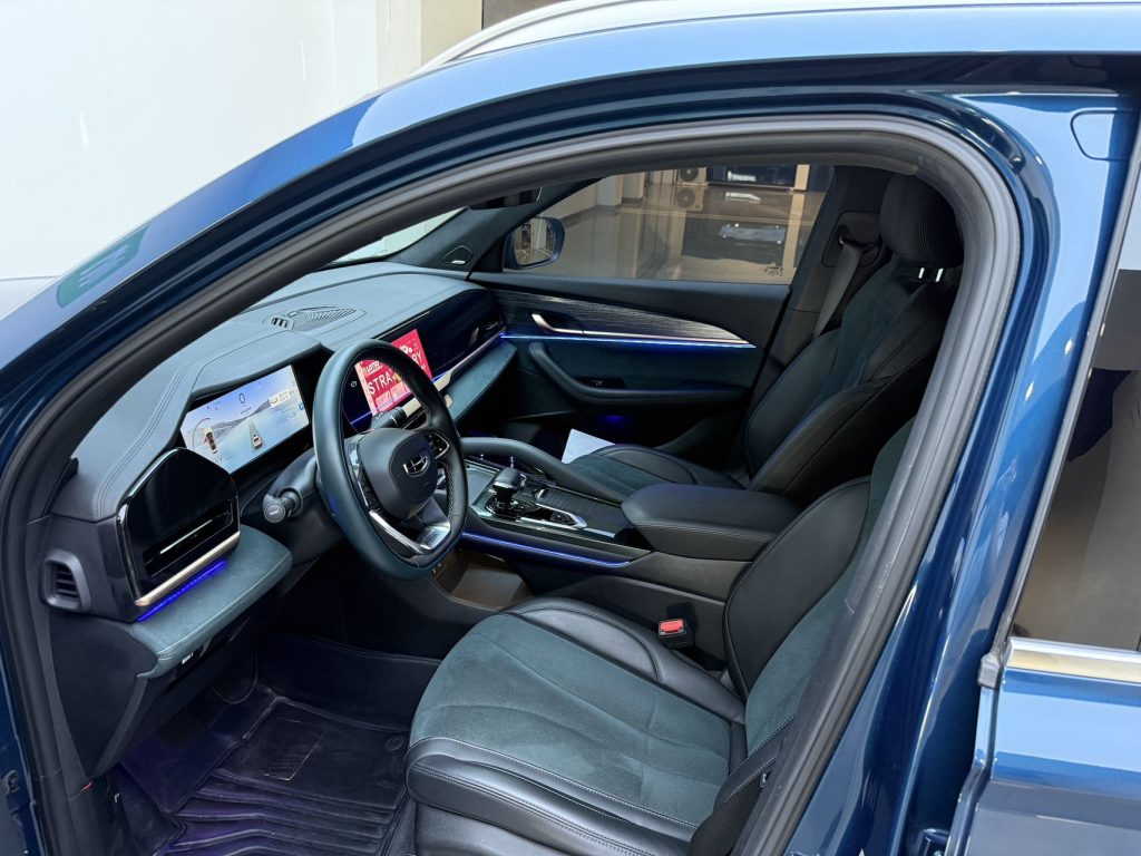 Geely Monjaro L 2021 Модель 2.0TD Высокопроизводительный Автоматический 4WD Флагманская версия - Huishida Trading
