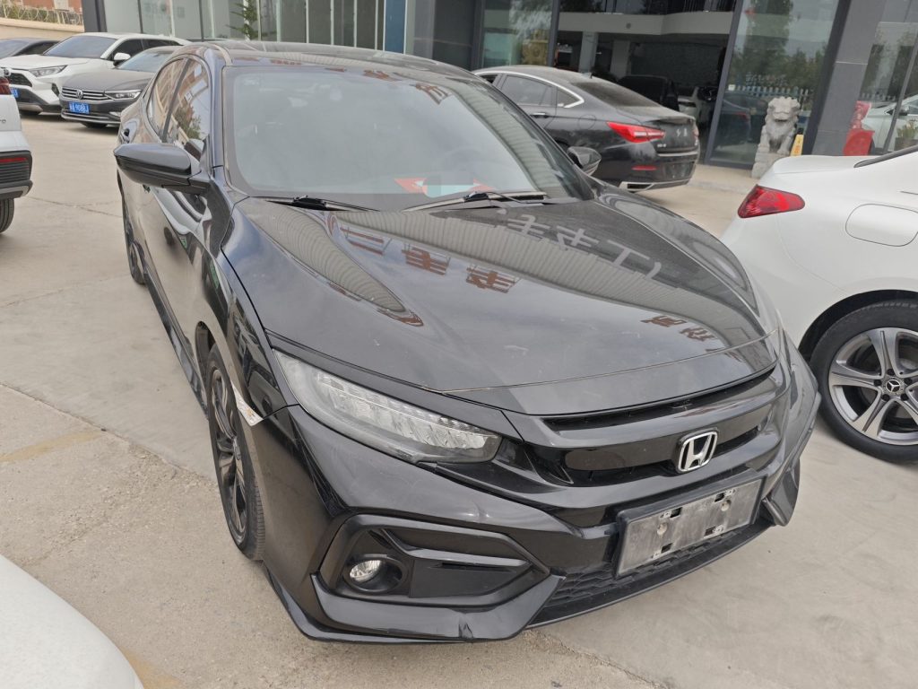 civic HATCHBACK 220TURBO CVT: вершина стильного и крутого дизайна - Huishida Trading