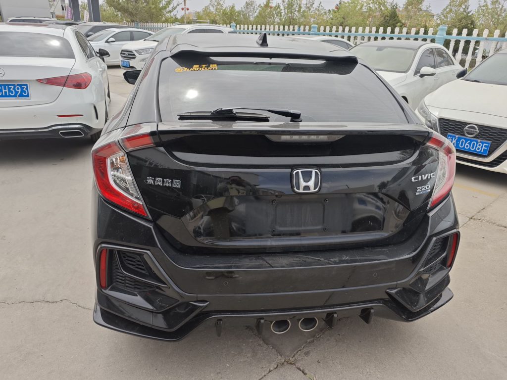 civic HATCHBACK 220TURBO CVT: вершина стильного и крутого дизайна - Huishida Trading