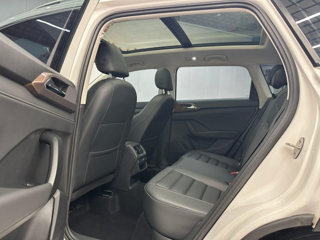 Volkswagen Tharu 2022 280TSI Two-Wheel Drive Luxury Edition - Huishida Trading