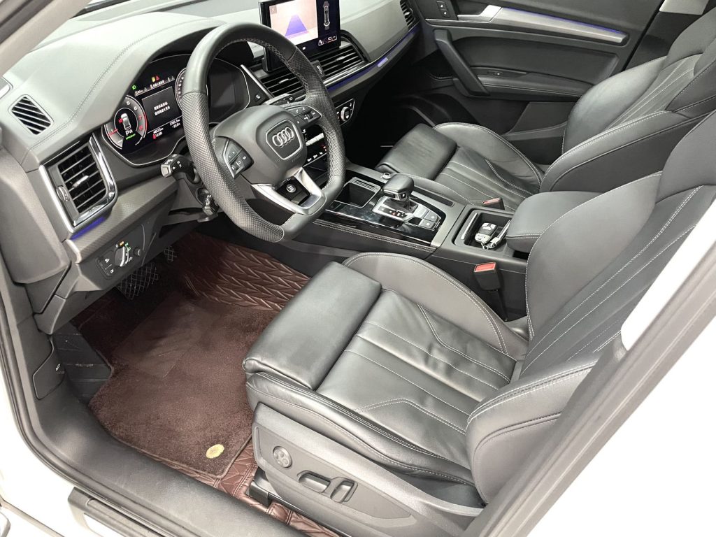Audi Q5L 2022 45T Luxury Dynamic Edition - Huishida Trading