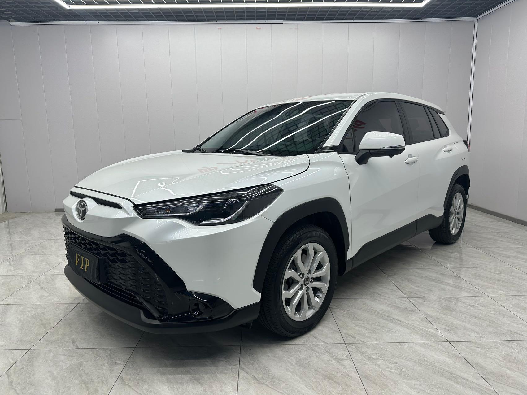 Toyota Frontlander 2022 года  2,0 л CVT Elite Edition