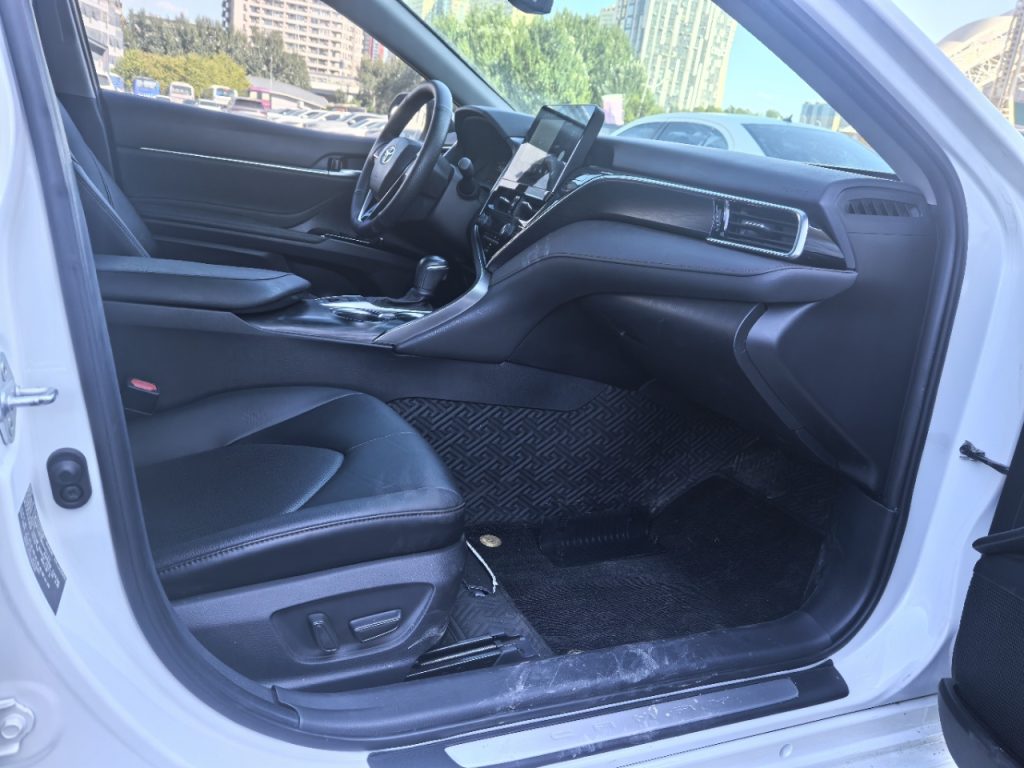 2021 Toyota Camry 2.5 Luxury - Huishida Trading