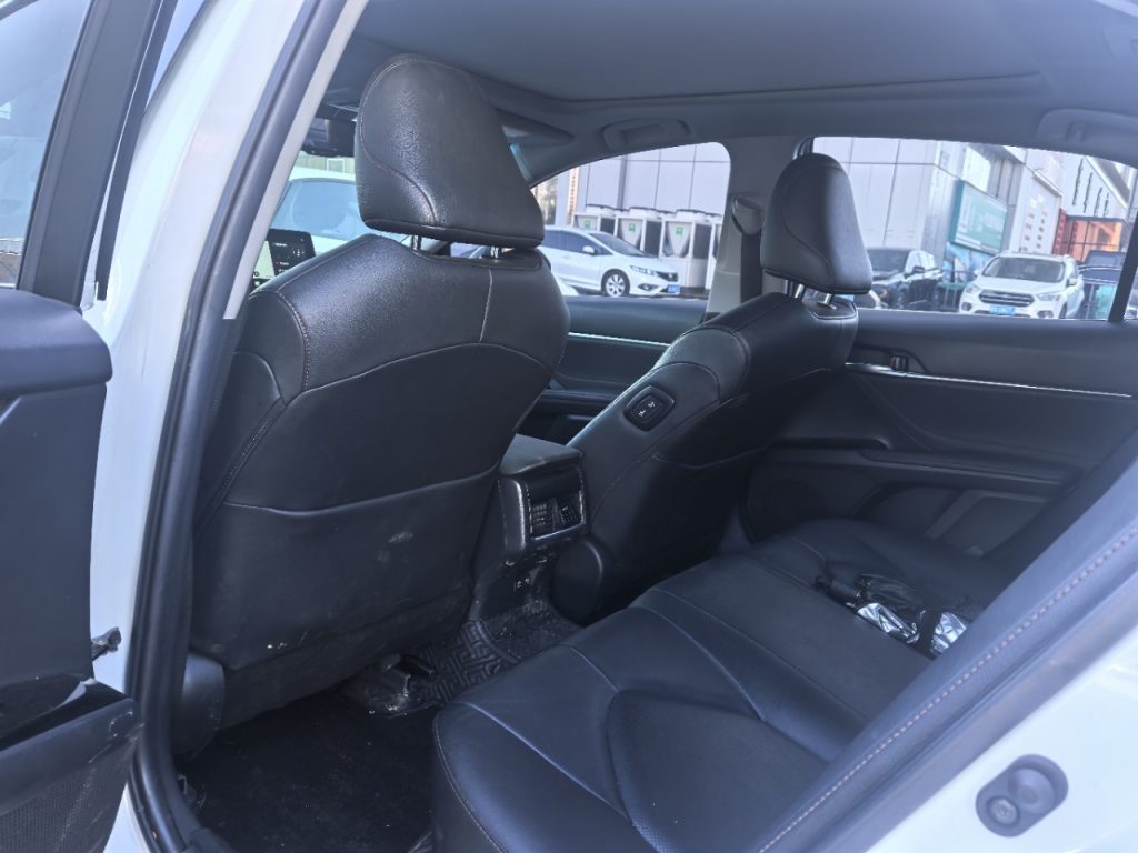 2021 Toyota Camry 2.5 Luxury - Huishida Trading