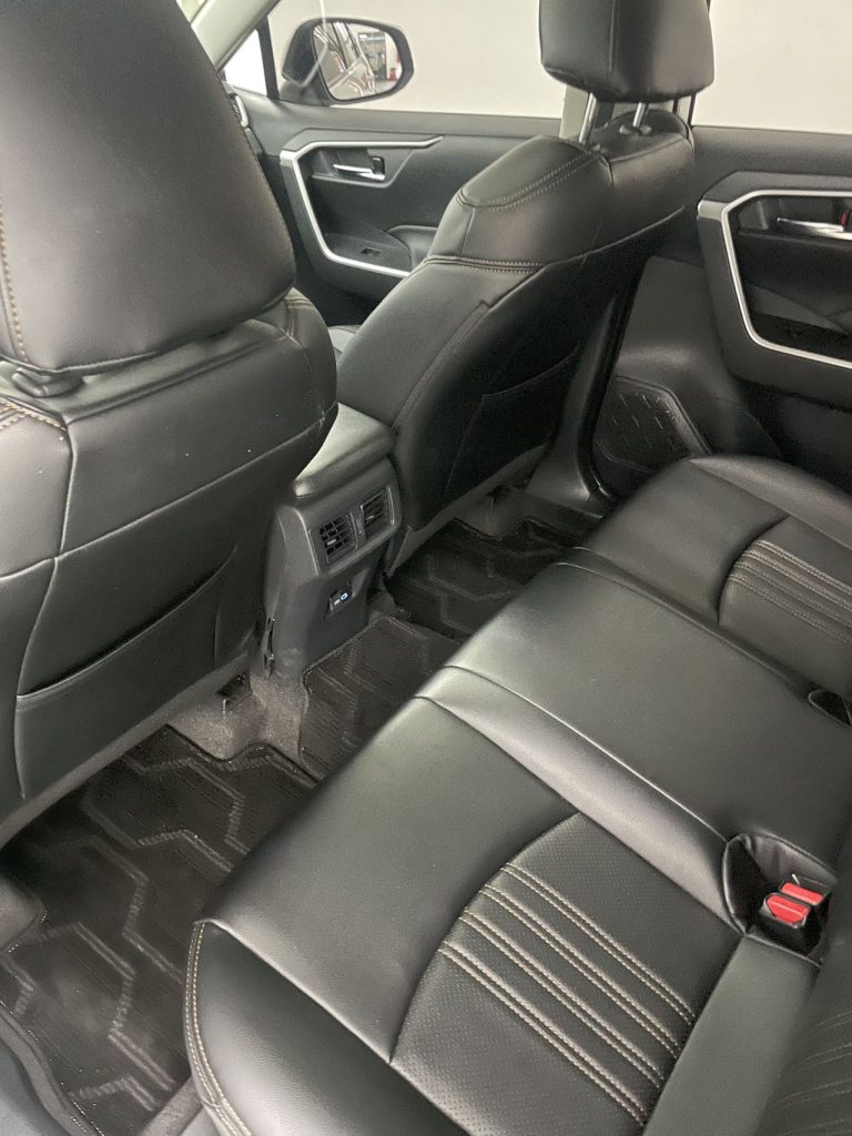 Toyota RAV4 2021 года 2,0 л CVT 2WD Style Edition - Huishida Trading
