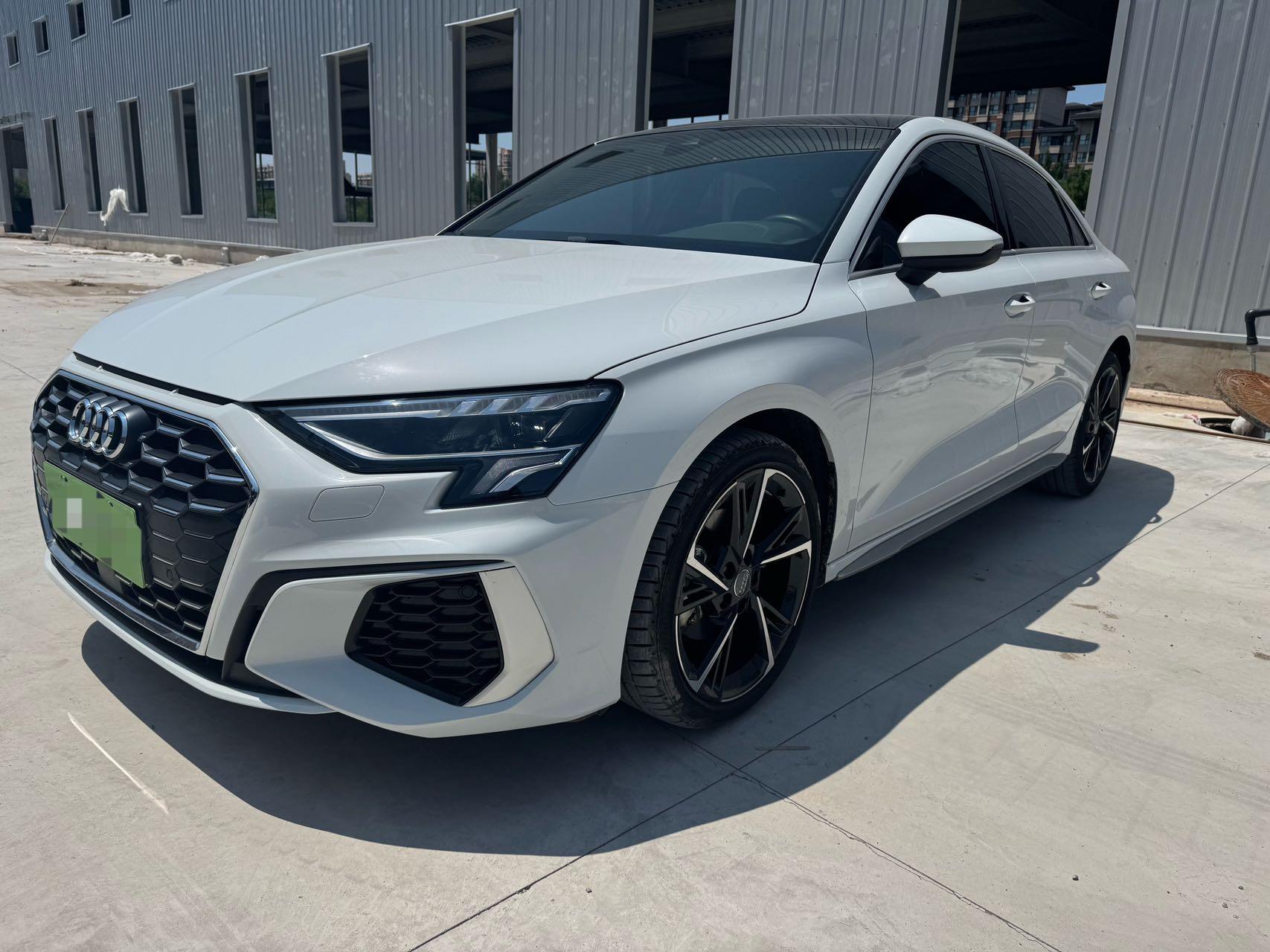 Audi A3 2021 года  A3L Limousine 35 TFSI Sportline