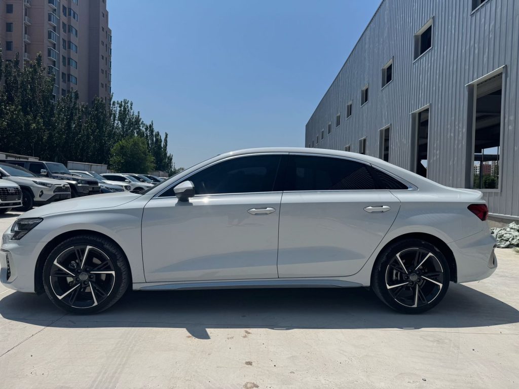 Audi A3 2021 года A3L Limousine 35 TFSI Sportline - Huishida Trading